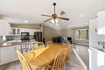 5652 W Oakes Drive, Saint Cloud, MN 56303 - Photo 9