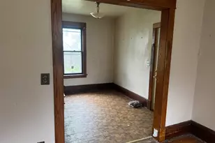 734 Hamline Ave N, Saint Paul, MN 55104 - Photo 3