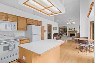 2644 Rivers Bluff Ln, Anoka, MN 55303 - Photo 7