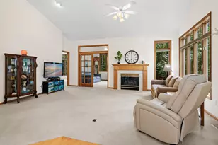 2644 Rivers Bluff Ln, Anoka, MN 55303 - Photo 3
