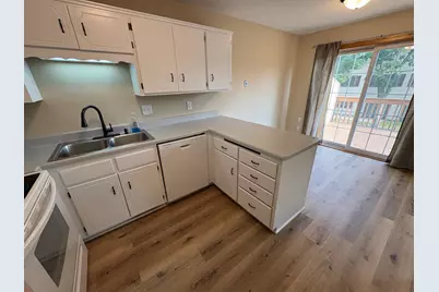 5655 Otter View Trail, White Bear Lake, MN 55110 - Photo 9