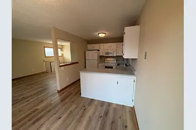 5655 Otter View Trail, White Bear Lake, MN 55110 - Photo 17