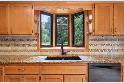 7238 Taffy Way, Eden Prairie, MN 55346 - Photo 7