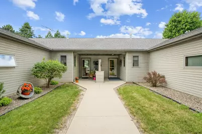 615 Sandy Court, Wanamingo, MN 55983 - Photo 3