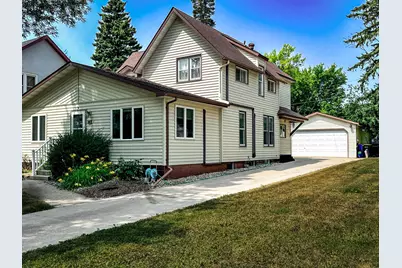 316 S Ash Street, Crookston, MN 56716 - Photo 1