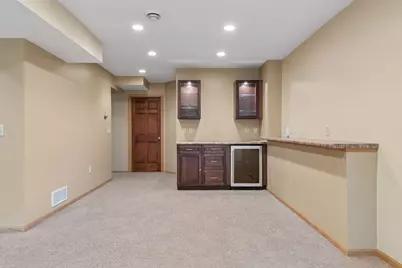 260 Mountain Way, Chanhassen, MN 55317 - Photo 37