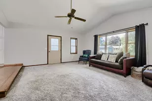 10439 Thrush St NW, Coon Rapids, MN 55433 - Photo 13