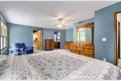 10439 Thrush Street NW, Coon Rapids, MN 55433 - Photo 11