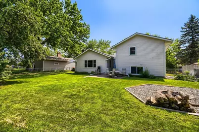 10439 Thrush Street NW, Coon Rapids, MN 55433 - Photo 25
