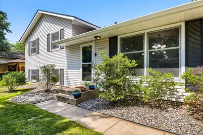 10439 Thrush Street NW, Coon Rapids, MN 55433 - Photo 3