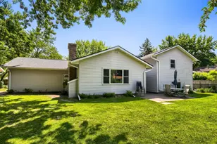 10439 Thrush St NW, Coon Rapids, MN 55433 - Photo 27