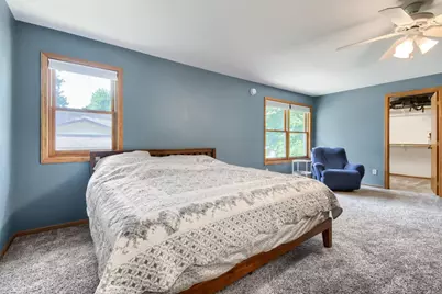 10439 Thrush Street NW, Coon Rapids, MN 55433 - Photo 9