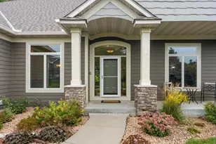 18004 Jacquard Path, Lakeville, MN 55044 - Photo 17