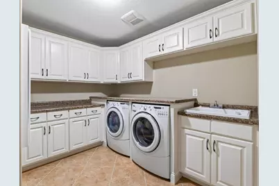 2635 Nathan Lane N, Plymouth, MN 55441 - Photo 61