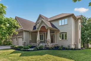 2635 Nathan Ln N, Plymouth, MN 55441 - Photo 77