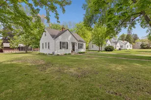 133 Ridgewood Dr, Hopkins, MN 55343 - Photo 21