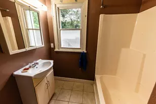 2316 6th St, Eau Claire, WI 54703 - Photo 7