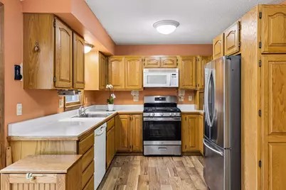 2501 80th Avenue N, Brooklyn Park, MN 55444 - Photo 25