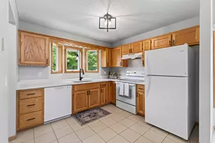 10607 56th St NE, Albertville, MN 55301 - Photo 9
