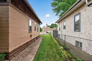 1148 Lane Pl, Saint Paul, MN 55106 - Photo 21