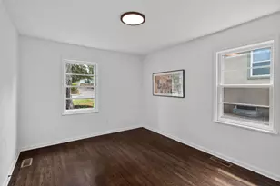 837 McKnight Rd N, Saint Paul, MN 55119 - Photo 9