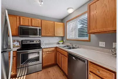 7764 Arboretum Village, Chanhassen, MN 55317 - Photo 5