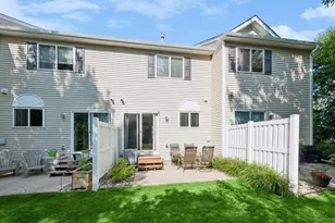 7764 Arboretum Village, Chanhassen, MN 55317 - Photo 9