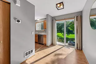7764 Arboretum Village, Chanhassen, MN 55317 - Photo 7
