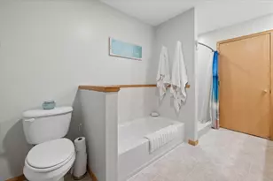 13310 Glenhaven Ct, Apple Valley, MN 55124 - Photo 23