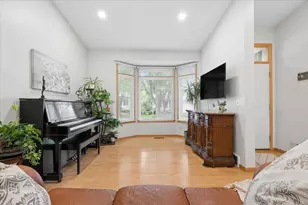 13310 Glenhaven Ct, Apple Valley, MN 55124 - Photo 17