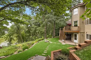 2488 Hillwood Dr E, Maplewood, MN 55119 - Photo 97