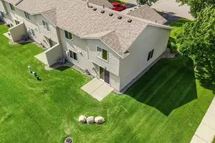 4244 Jarmann Ln, Shakopee, MN 55379 - Photo 37