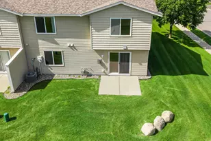 4244 Jarmann Ln, Shakopee, MN 55379 - Photo 35