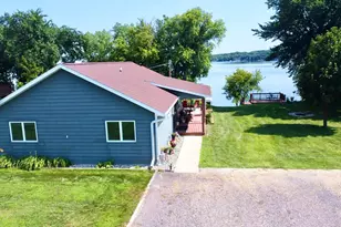 83177 Salmonson Dr, Clinton, MN 56225 - Photo 5