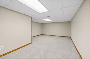6775 Gretchen Ln N, Oakdale, MN 55128 - Photo 31