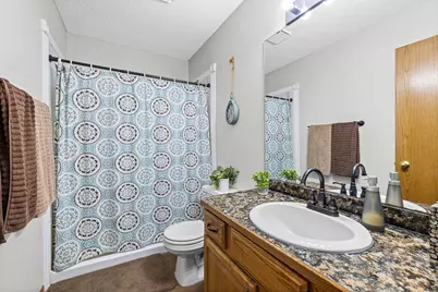 6775 Gretchen Lane N, Oakdale, MN 55128 - Photo 17