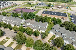 2408 Viola Heights Dr NE, Rochester, MN 55906 - Photo 41
