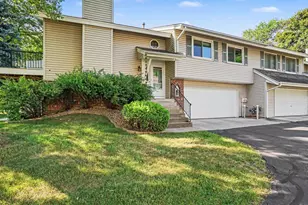 719 Evergreen Ct, Burnsville, MN 55337 - Photo 3
