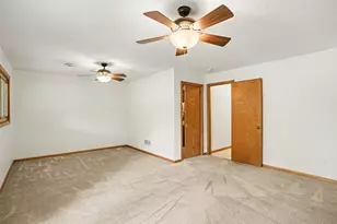 719 Evergreen Ct, Burnsville, MN 55337 - Photo 21