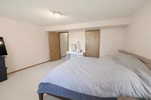 8992 Hidden Meadow Rd, Woodbury, MN 55125 - Photo 17