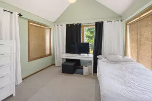 8992 Hidden Meadow Rd, Woodbury, MN 55125 - Photo 9