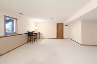8992 Hidden Meadow Rd, Woodbury, MN 55125 - Photo 27