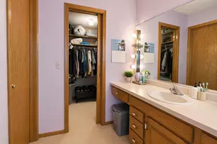 8992 Hidden Meadow Rd, Woodbury, MN 55125 - Photo 21