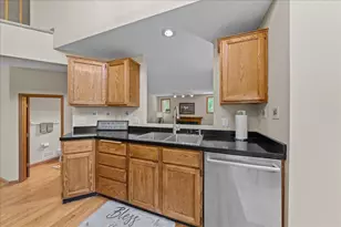 17672 Kettering Trail, Lakeville, MN 55044 - Photo 25