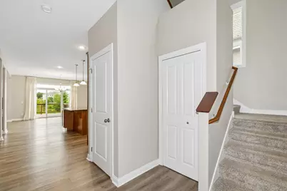 3947 Valencia Lane, Chaska, MN 55318 - Photo 5