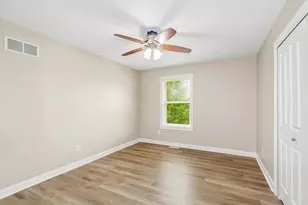 3947 Valencia Ln, Chaska, MN 55318 - Photo 33