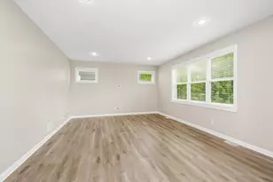 3947 Valencia Ln, Chaska, MN 55318 - Photo 15