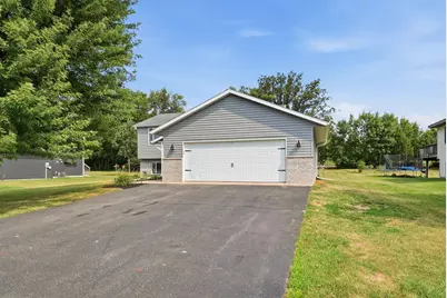 1106 9th Street NE, Milaca, MN 56353 - Photo 3