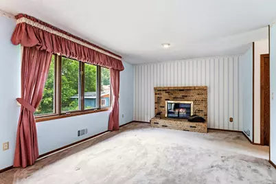 525 Lakewood Drive S, Maplewood, MN 55119 - Photo 7