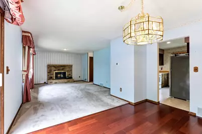 525 Lakewood Drive S, Maplewood, MN 55119 - Photo 11